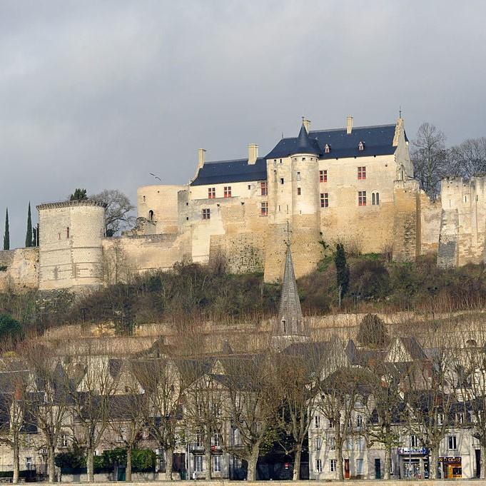 Ch chinon