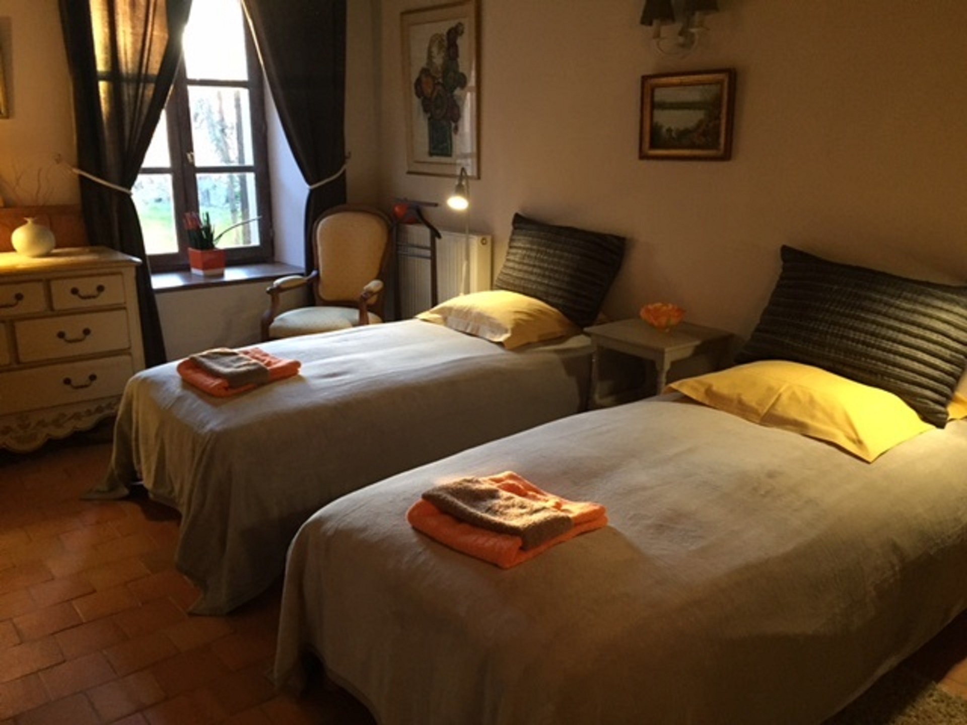 Chambre JAUNE